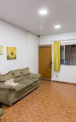 Casa à venda com 180m², 3 quartos e 1 vagaSala