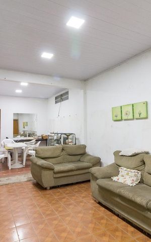 Casa à venda com 180m², 3 quartos e 1 vagaSala