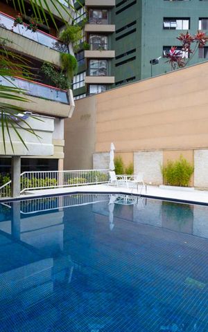 Apartamento à venda com 514m², 3 quartos e 5 vagasPiscina
