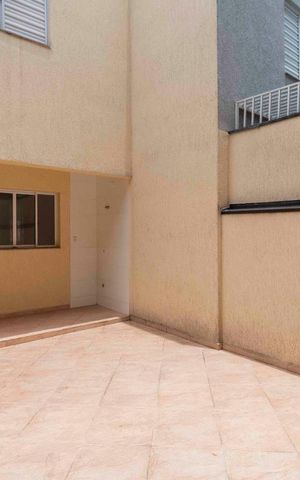 Casa à venda com 170m², 3 quartos e 3 vagas Casa à venda com 170m², 3 quartos e 3 vagasÁrea de Serviço
