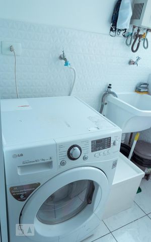 Apartamento à venda com 50m², 2 quartos e 1 vaga Apartamento à venda com 50m², 2 quartos e 1 vagaÁrea de serviço