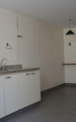 Apartamento para alugar com 200m², 3 quartos e 2 vagasCozinha