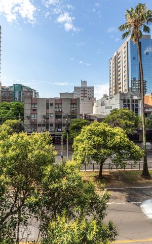 Apartamento à venda com 115m², 2 quartos e sem vaga Apartamento à venda com 115m², 2 quartos e sem vagaVista da Cozinha