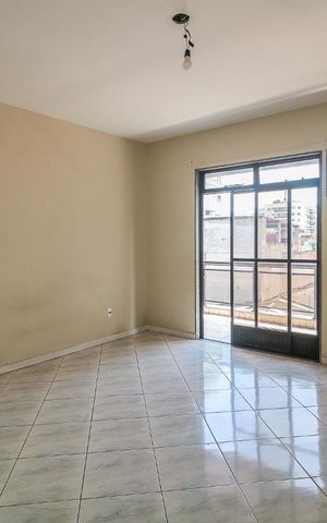 Apartamento à venda com 178m², 4 quartos e 2 vagas Apartamento à venda com 178m², 4 quartos e 2 vagasQuarto 4 - Suíte