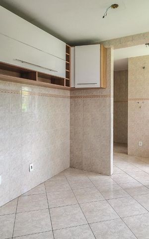 Apartamento à venda com 178m², 4 quartos e 2 vagas Apartamento à venda com 178m², 4 quartos e 2 vagasCozinha e Área de Serviço