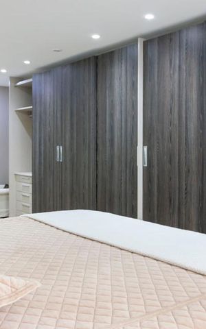 Casa à venda com 280m², 3 quartos e 1 vagaSuíte 2