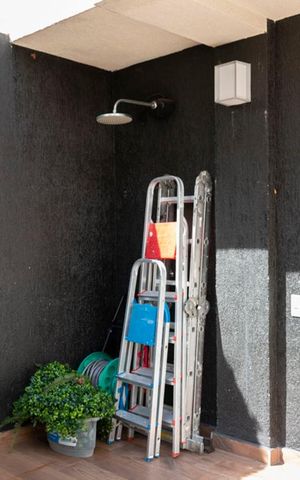 Casa à venda com 280m², 3 quartos e 1 vagaÁrea externa 2