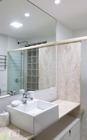 Casa à venda com 280m², 3 quartos e 1 vagaBanheiro da suíte 1
