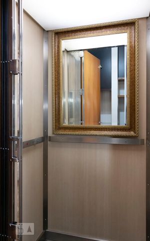 Casa à venda com 280m², 3 quartos e 1 vagaElevador