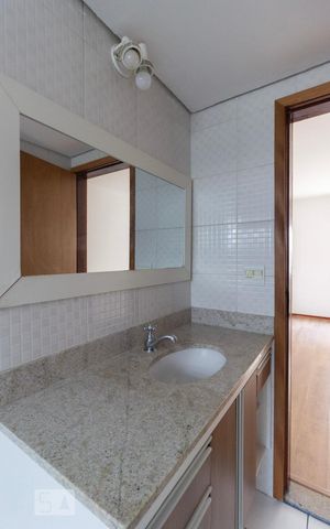 Apartamento à venda com 110m², 3 quartos e 1 vaga Apartamento à venda com 110m², 3 quartos e 1 vagaBanheiro