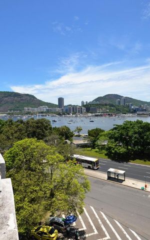 Apartamento à venda com 146m², 3 quartos e sem vagaVista