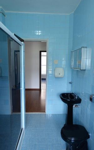 Apartamento à venda com 146m², 3 quartos e sem vagaBanheiro 
