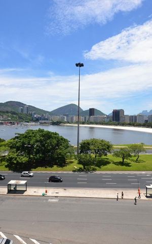 Apartamento à venda com 146m², 3 quartos e sem vagaVista