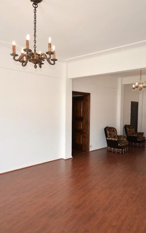 Apartamento à venda com 146m², 3 quartos e sem vagaSala