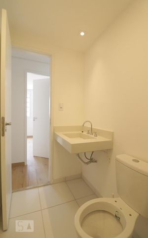 Apartamento à venda com 50m², 2 quartos e 1 vaga Apartamento à venda com 50m², 2 quartos e 1 vagaBanheiro Social