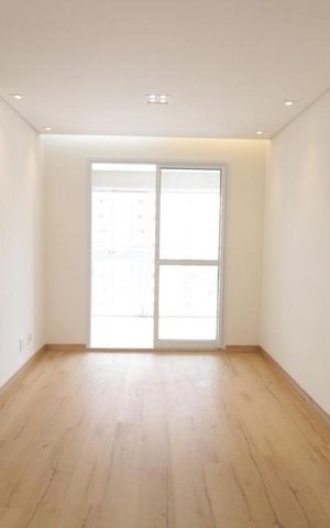 Apartamento à venda com 50m², 2 quartos e 1 vaga Apartamento à venda com 50m², 2 quartos e 1 vagaSala