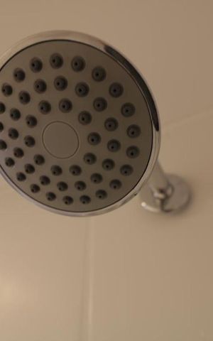 Apartamento à venda com 50m², 2 quartos e 1 vaga Apartamento à venda com 50m², 2 quartos e 1 vagaBanheiro Social - ducha