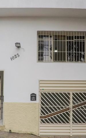 Casa para alugar com 70m², 1 quarto e 1 vagaFachada