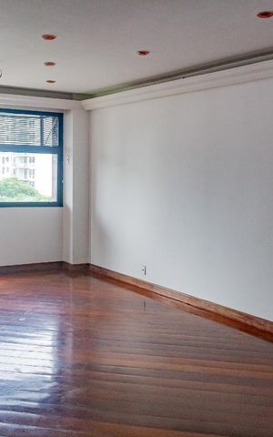 Apartamento à venda com 160m², 3 quartos e 2 vagas Apartamento à venda com 160m², 3 quartos e 2 vagassala