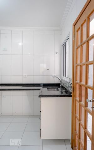 Casa de condomínio à venda com 90m², 3 quartos e 2 vagas Casa de condomínio à venda com 90m², 3 quartos e 2 vagasCozinha