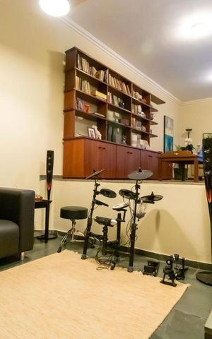 Casa à venda com 590m², 4 quartos e 4 vagas Casa à venda com 590m², 4 quartos e 4 vagasSala 01