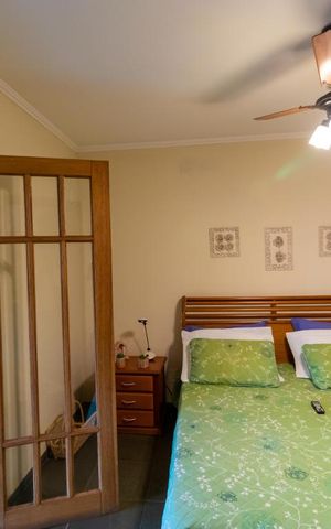 Casa à venda com 590m², 4 quartos e 4 vagas Casa à venda com 590m², 4 quartos e 4 vagasSuíte Master