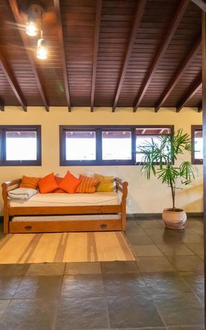 Casa à venda com 590m², 4 quartos e 4 vagas Casa à venda com 590m², 4 quartos e 4 vagasÁrea Gourmet e de Lazer