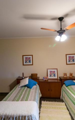 Casa à venda com 590m², 4 quartos e 4 vagas Casa à venda com 590m², 4 quartos e 4 vagasSuíte 03