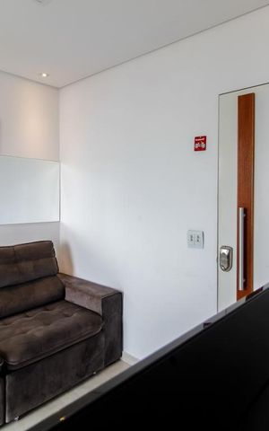 Studio à venda com 37m², 1 quarto e 1 vaga Studio à venda com 37m², 1 quarto e 1 vagaSala