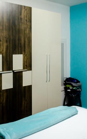 Casa à venda com 200m², 4 quartos e 2 vagasCasa 1 - Quarto 1