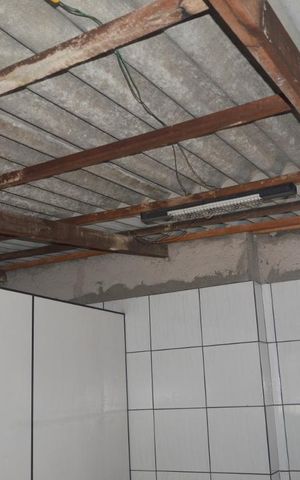 Casa à venda com 240m², 2 quartos e 2 vagasEdícula