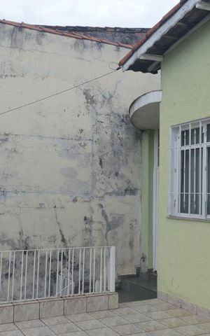 Casa à venda com 240m², 2 quartos e 2 vagasQuintal