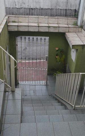 Casa à venda com 240m², 2 quartos e 2 vagasQuintal