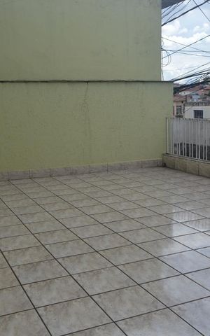 Casa à venda com 240m², 2 quartos e 2 vagasQuintal