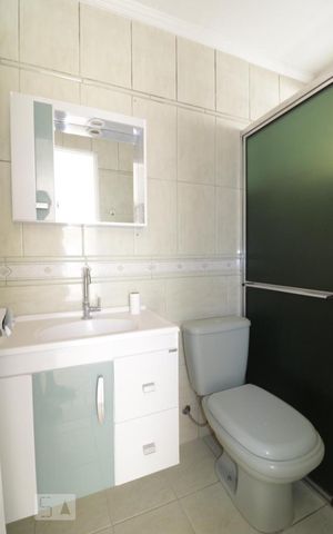 Apartamento para alugar com 61m², 3 quartos e 1 vaga Apartamento para alugar com 61m², 3 quartos e 1 vagaBanheiro Social