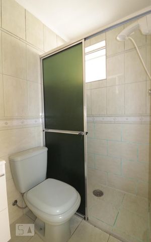 Apartamento para alugar com 61m², 3 quartos e 1 vaga Apartamento para alugar com 61m², 3 quartos e 1 vagaBanheiro Social