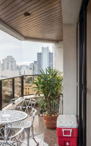 Apartamento para alugar com 169m², 3 quartos e 3 vagasSacada