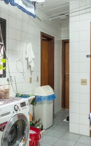 Apartamento para alugar com 169m², 3 quartos e 3 vagasÁrea de Serviço