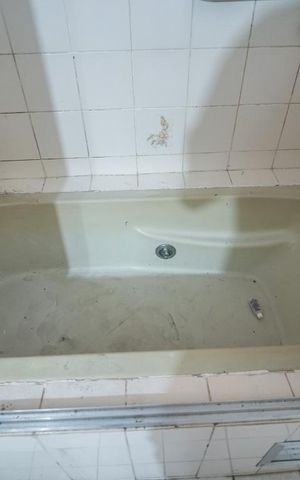 Casa à venda com 311m², 4 quartos e 7 vagas Casa à venda com 311m², 4 quartos e 7 vagasBanheiro da Suíte 2