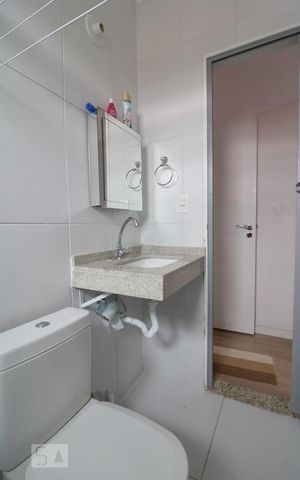 Casa à venda com 127m², 3 quartos e 4 vagas Casa à venda com 127m², 3 quartos e 4 vagasBanheiro Social