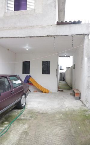 Casa à venda com 127m², 3 quartos e 4 vagas Casa à venda com 127m², 3 quartos e 4 vagasGaragem