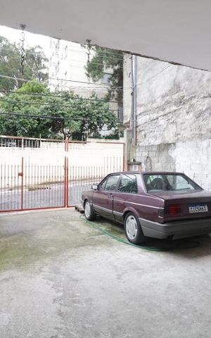 Casa à venda com 127m², 3 quartos e 4 vagas Casa à venda com 127m², 3 quartos e 4 vagasGaragem