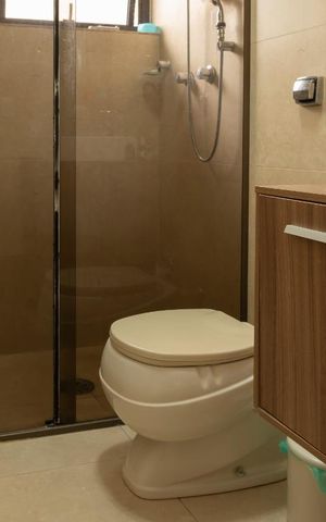 Casa à venda com 350m², 4 quartos e 3 vagas Casa à venda com 350m², 4 quartos e 3 vagasBanheiro da Suíte 2
