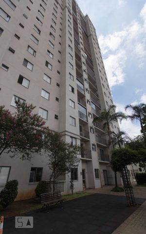 Apartamento à venda com 68m², 3 quartos e 1 vaga Apartamento à venda com 68m², 3 quartos e 1 vagaFachada do bloco