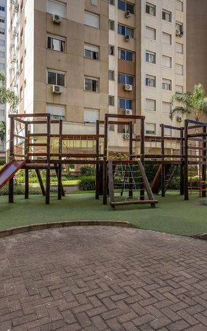 Apartamento à venda com 80m², 2 quartos e 2 vagas Apartamento à venda com 80m², 2 quartos e 2 vagasÁrea Comum - Playground
