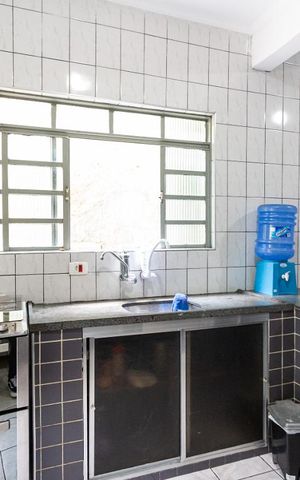 Casa à venda com 303m², 3 quartos e 2 vagasCozinha