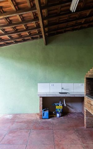 Casa à venda com 303m², 3 quartos e 2 vagasChurrasqueira