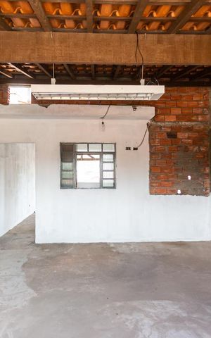 Casa à venda com 303m², 3 quartos e 2 vagasÁrea de Serviço