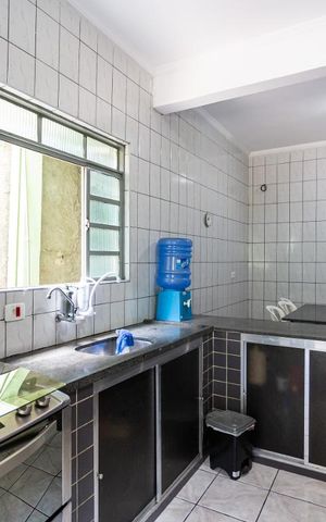 Casa à venda com 303m², 3 quartos e 2 vagasCozinha