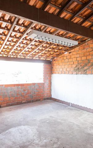 Casa à venda com 303m², 3 quartos e 2 vagasÁrea de Serviço